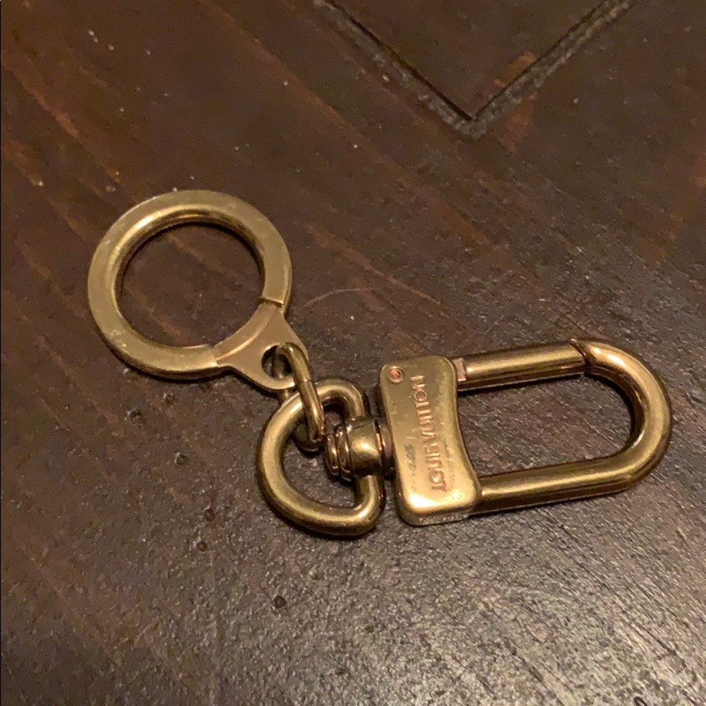 Louis Vuitton purse strap extender